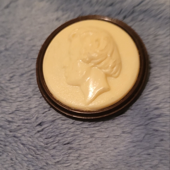 VIntage 1955 cameo of Fryderyk Chopin Society Badge - Picture 3 of 6